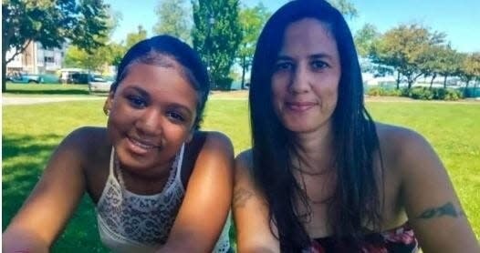 Olivia Prodromidis, 15, pictured with her mother, Despina.