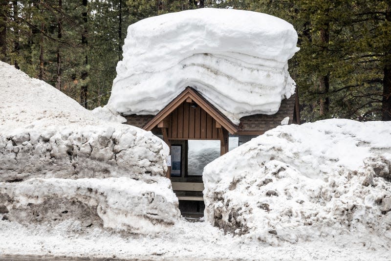 Photo of snow covered bus stop