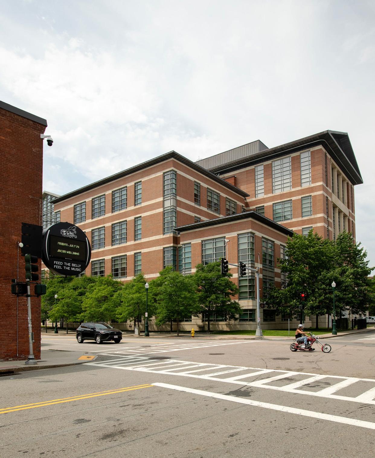 The back of the Worcester County Courthouse covers land that once held the Burgess-Lang Building. At left is the corner of what is now Off The Rails restaurant.