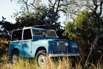 Land Rover Defender customizer Himalaya debuted its Mulliner model at the 2024 Canadian International Auto Show in Toronto.  (CNW Group/Grand Touring Automobiles)