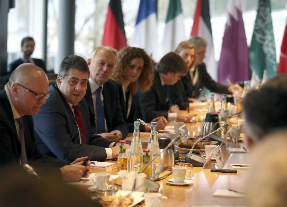 German Foreign Minister Sigmar Gabriel, second from left, opens a meeting on the conflict in Syria during a meeting of the G-20 Foreign Ministers in Bonn, western Germany, Friday, Feb. 17, 2017. (Oliver Berg/pool photo via AP)