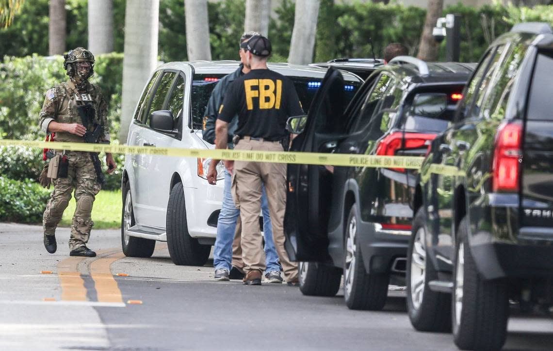 FBI and police on the street of developer Sergio Pino’s home in the Cocoplum neighborhood of Coral Gables, Florida, on Tuesday, July 16, 2024. Pino was being investigated for threats against his wife as the two negotiated a complicated divorce case.