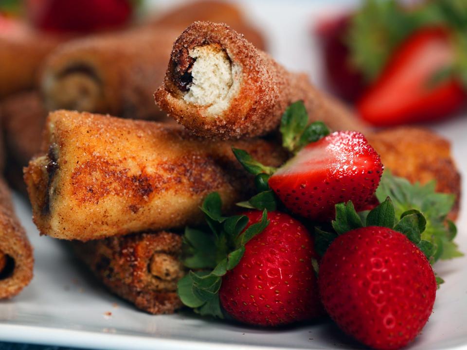 Nutella French Toast Rolls with Cinnamon Sugar