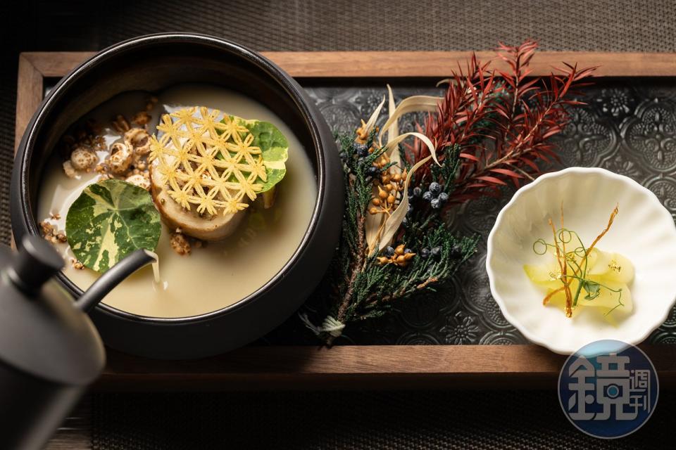 以韓式雞湯為概念的「雞湯、米香、穀」，為春季帶來溫補滋養。（午間2,080元套餐菜色／人）