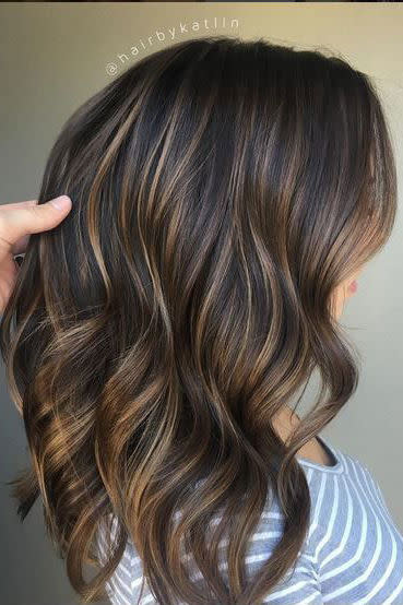 Gorgeous Brown Hairstyles with Blonde Highlights