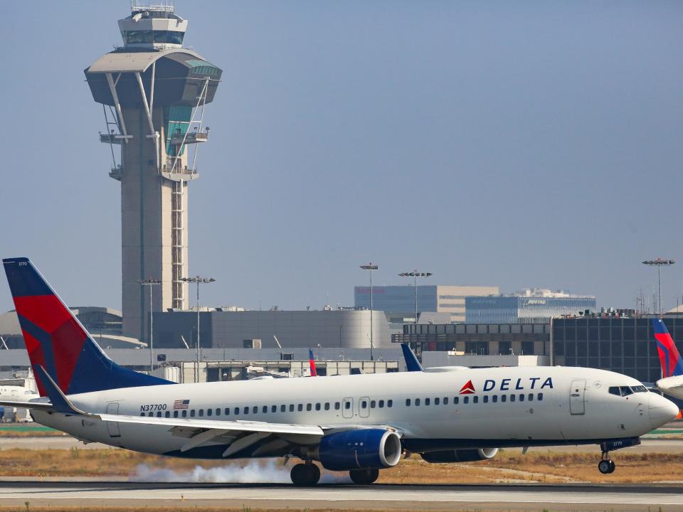 Delta Boeing 737 800