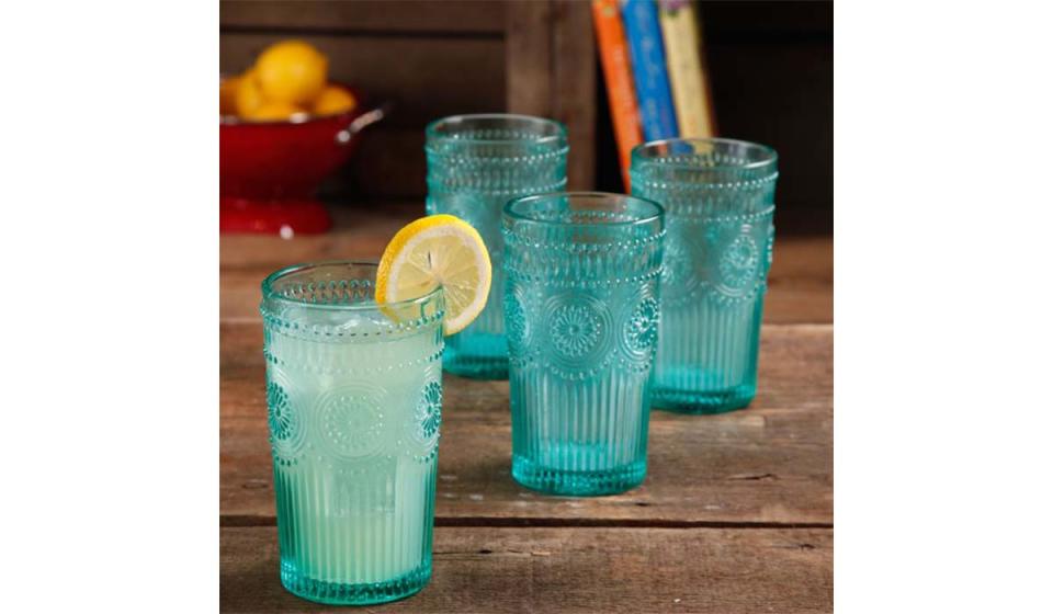 Blue tumblers. (Photo: Walmart)