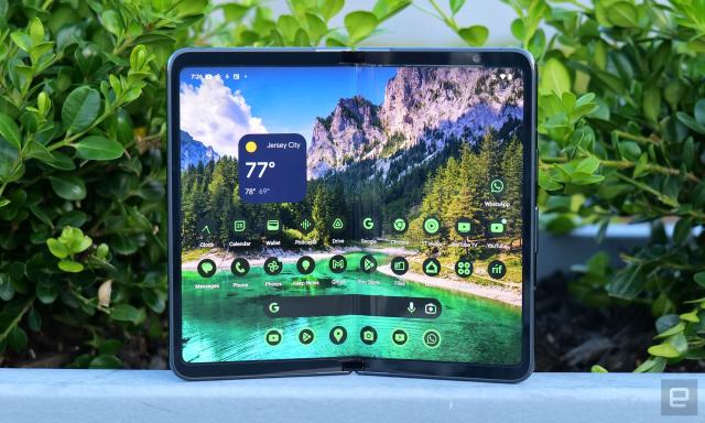 Google Pixel Fold review: Samsung's first big competitor comes out swinging