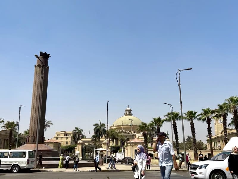 埃及開羅大學校門口 目前埃及排名第一的大學仍是金牌老字號國立「開羅 大學」。圖為開羅大學正門口。 中央社記者施婉清開羅攝 113年5月2日 
