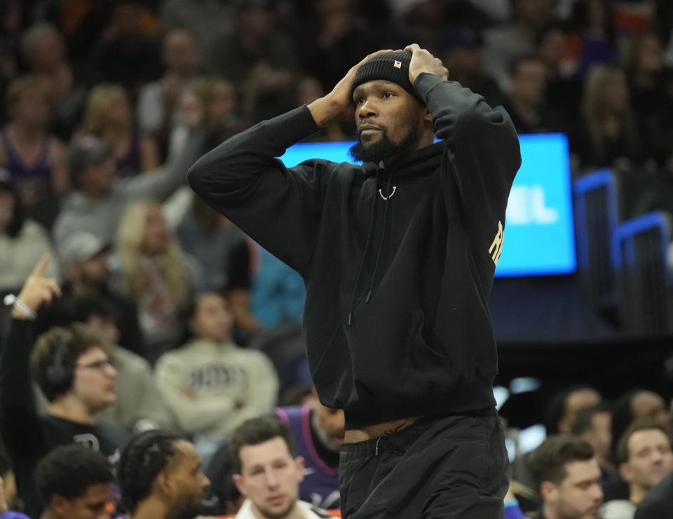Phoenix Suns forward Kevin Durant reacts to a call during the fourth quarter against the LA Clippers at Footprint Center in Phoenix on Jan. 3, 2024.