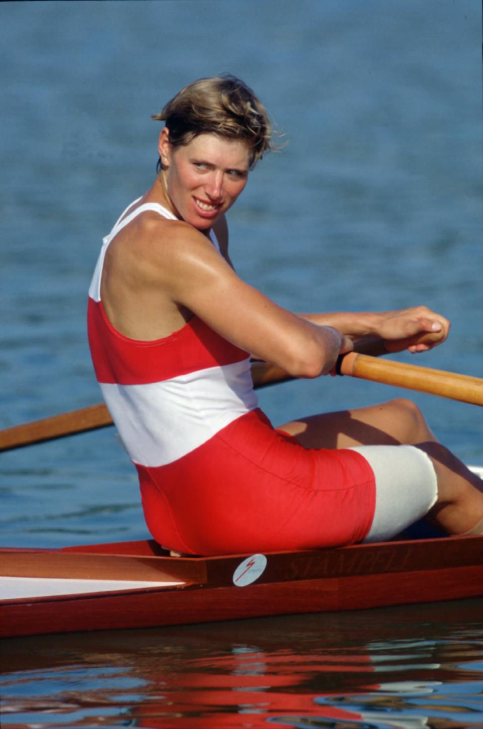 2 Aug 1992: Olympic rower Silken Laumann of Canada in action at the 1992 Barcelona Olympics during her bronze medal performance in the women''s single sculls final in Barcelona, Spain. Mandatory Credit: Mike Powell/ALLSPORT
