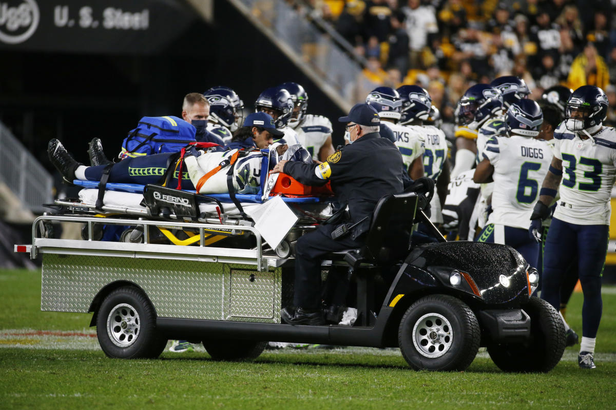 Steelers vs Seahawks: Darrell Taylor taken to hospital after scary