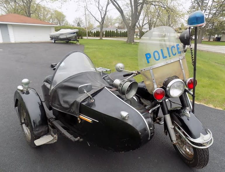 Harley-Davidson Panhead Police - Front Right