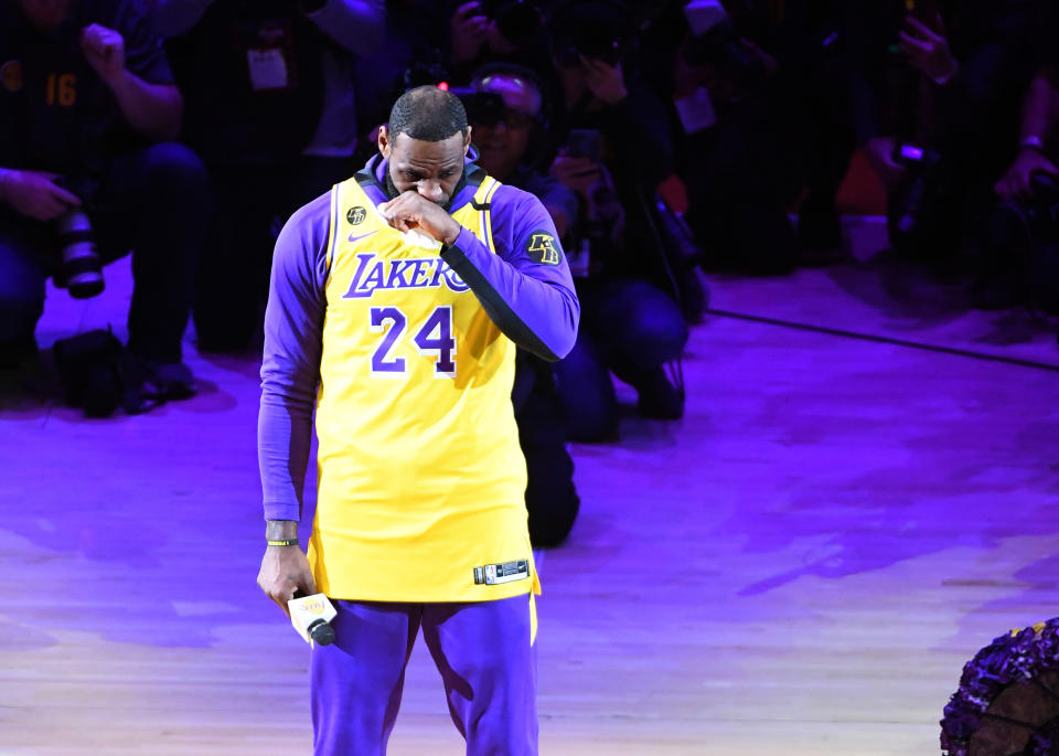 LeBron James pronunció un emotivo discurso improvisado en honor a Kobe Bryant.