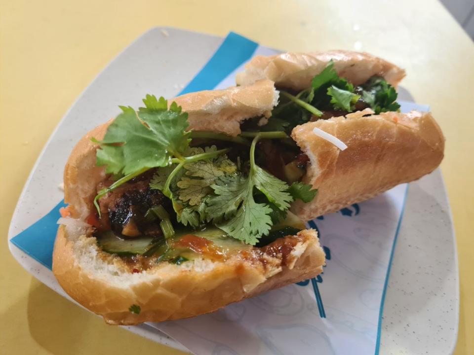 Eminami - Banh Mi