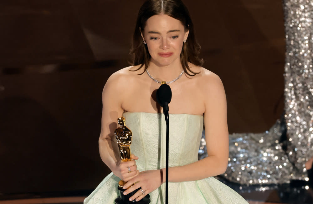 Emma Stone broke her dress before landing the Best Actress Oscar credit:Bang Showbiz