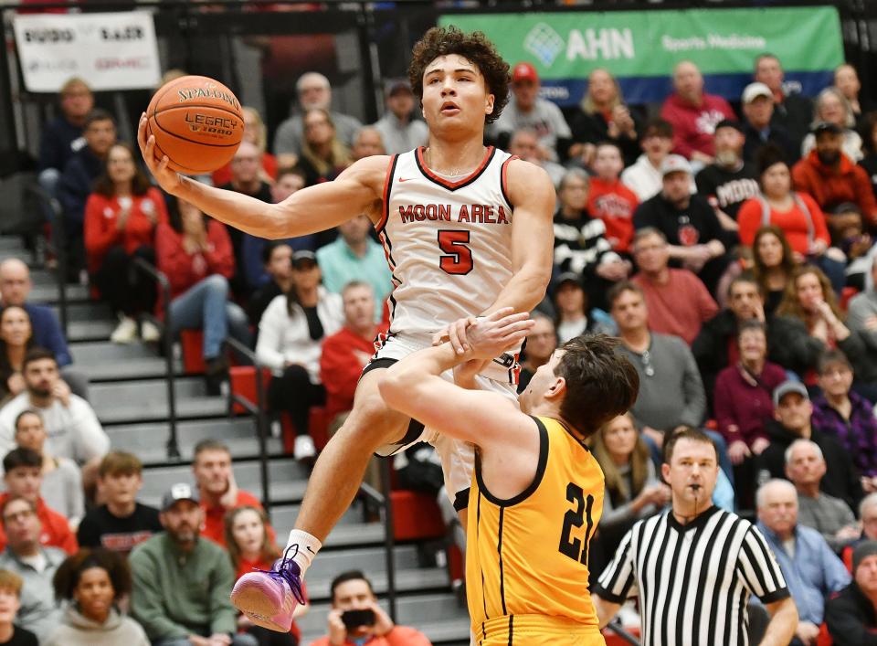 Moon’s Elijah Guillory shoots over Thomas Jefferson’s Joseph Mendyk during Monday’s WPIAL Class 5A semifinal game at Peters Township High School.
Guillory had a game-high 39 points.