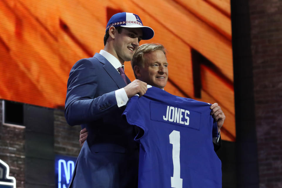 NASHVILLE, TN - APRIL 25:   Duke quarterback Daniel Jones is selected with the 6th pick by the New York Giants during the first round of the 2019 NFL Draft on April 25, 2019, at the Draft Main Stage on Lower Broadway in downtown Nashville, TN.  (Photo by Michael Wade/Icon Sportswire via Getty Images)