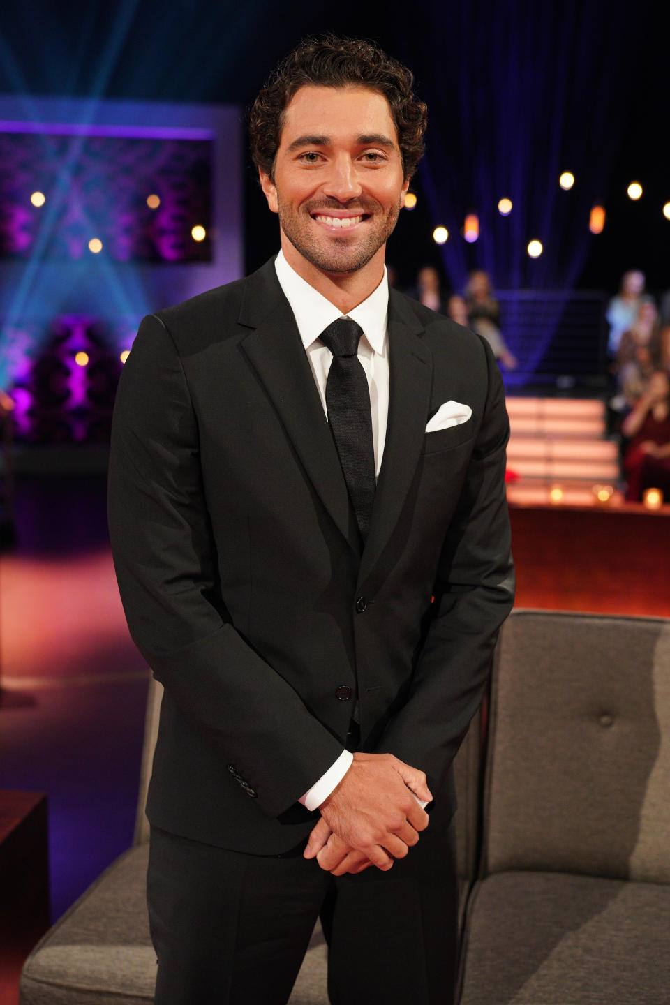 The Next Bachelor For 2024 Revealed—See Joey’s 1st Contestant