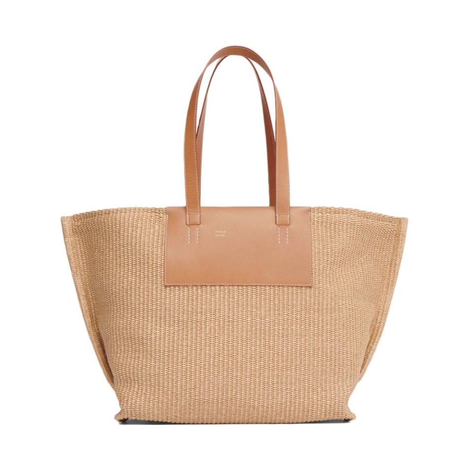 <p><a href="https://go.redirectingat.com?id=74968X1596630&url=https%3A%2F%2Fwww.mansurgavriel.com%2Fproducts%2Fmarket-tote-natural&sref=https%3A%2F%2Fwww.elle.com%2Ffashion%2Fshopping%2Fg60431414%2Fbest-designer-straw-bags%2F" rel="nofollow noopener" target="_blank" data-ylk="slk:Shop Now;elm:context_link;itc:0;sec:content-canvas" class="link ">Shop Now</a></p><p>Market Tote</p><p>Mansur Gavriel</p><p>$695.00</p>