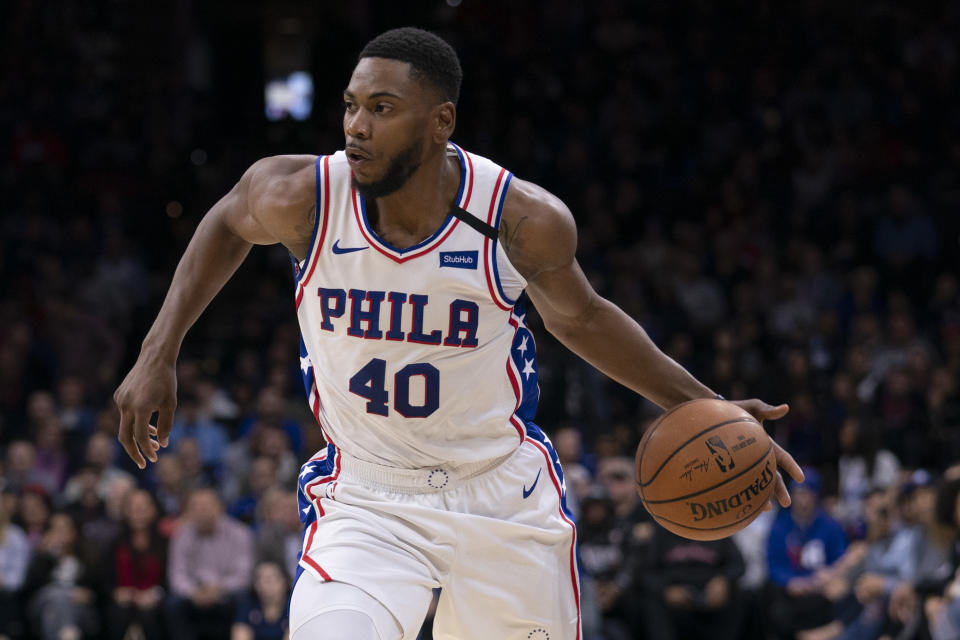 PHILADELPHIA, PA - FEBRUARY 09: Glenn Robinson III #40 of the Philadelphia 76ers dribbles the ball against the Chicago Bulls at the Wells Fargo Center on February 9, 2020 in Philadelphia, Pennsylvania. The 76ers defeated the Bulls 118-111. NOTE TO USER: User expressly acknowledges and agrees that, by downloading and/or using this photograph, user is consenting to the terms and conditions of the Getty Images License Agreement. (Photo by Mitchell Leff/Getty Images)