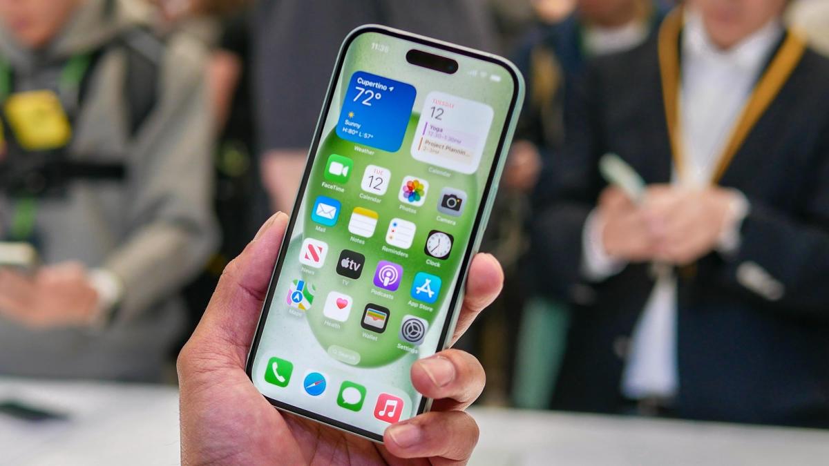 iPhone 15 Plus vs 12 Pro Max: A new midrange or an older flagship?