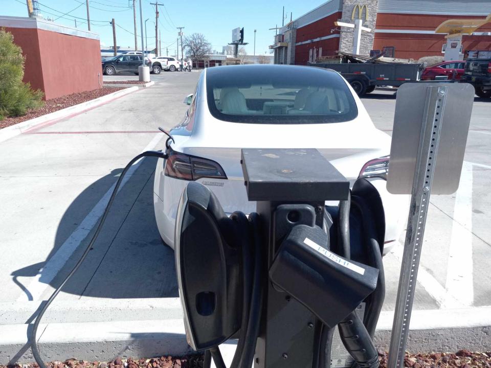 An electric vehicle charges at the McDonald's in Artesia on Feb. 14, 2024. In January the City of Carlsbad issued a building permit and an electric permit for a charging station at the Fairfield Inn and Suites at 2525 South Canal in Carlsbad.