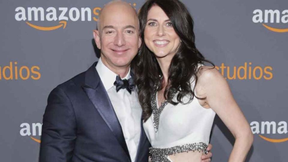 MacKenzie Scott y Jeff Bezos