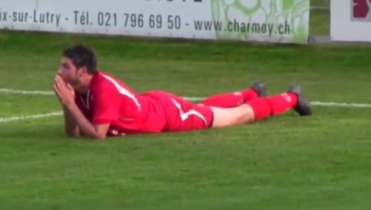 Adrien Gulfo of Swiss lower League side Pully Football scored an overhead kick in a semi-final match against FC Renens in the Coupe de Vaudoise – a spectacular goal it was indeed; minus the the part where he scored into his own net.