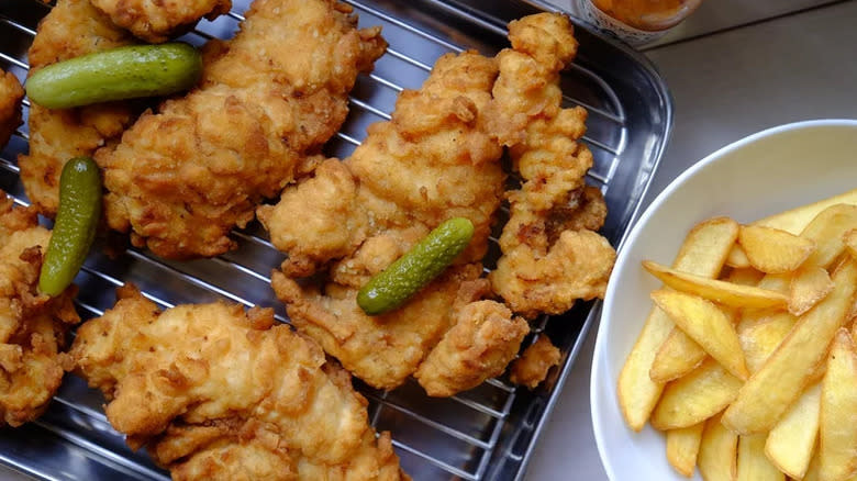 Chicken tenders with fries