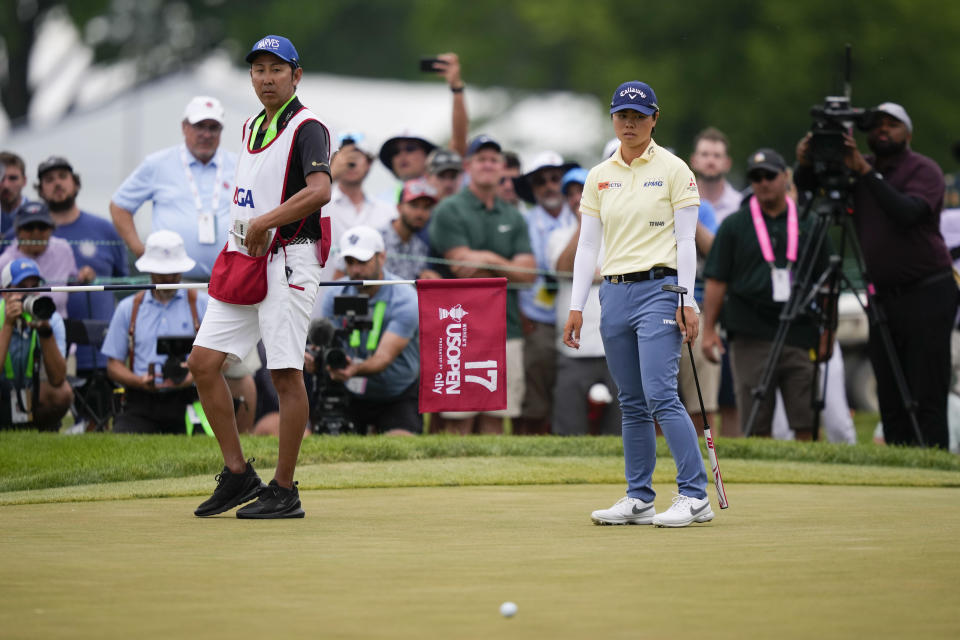 Yuka Saso, of Japan, looks at her ball on the 17th green during the final round of the U.S. Women's Open golf tournament at Lancaster Country Club, Sunday, June 2, 2024, in Lancaster, Pa. (AP Photo/Matt Slocum)