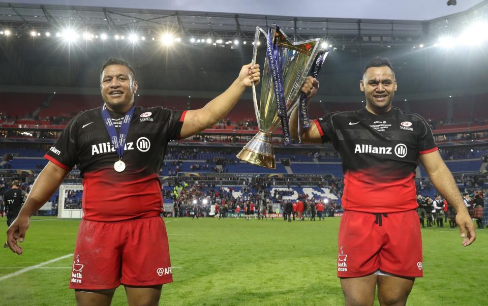 Mako Vunipola and Billy Vunipola of Saracens celebrate with the trophy - GETTY IMAGES