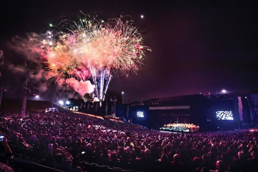 Fireworks at the conclusion of the Pacific Symphony Summer Fest at the Pacific Amphitheatre. Photo by Steven Georges/Pacific Symphony