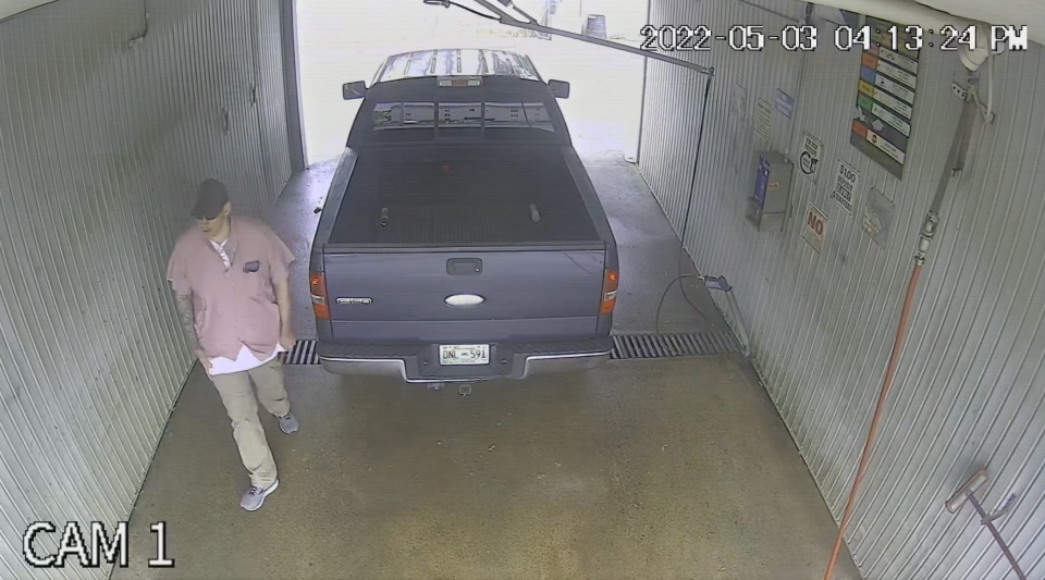 U.S. marshals say this truck was driven by escaped Alabama inmate Casey White, left, and was abandoned at Weinbach Car Wash in Evansville, Ind. White escaped from an Alabama prison with former correctional officer Vicky White.

