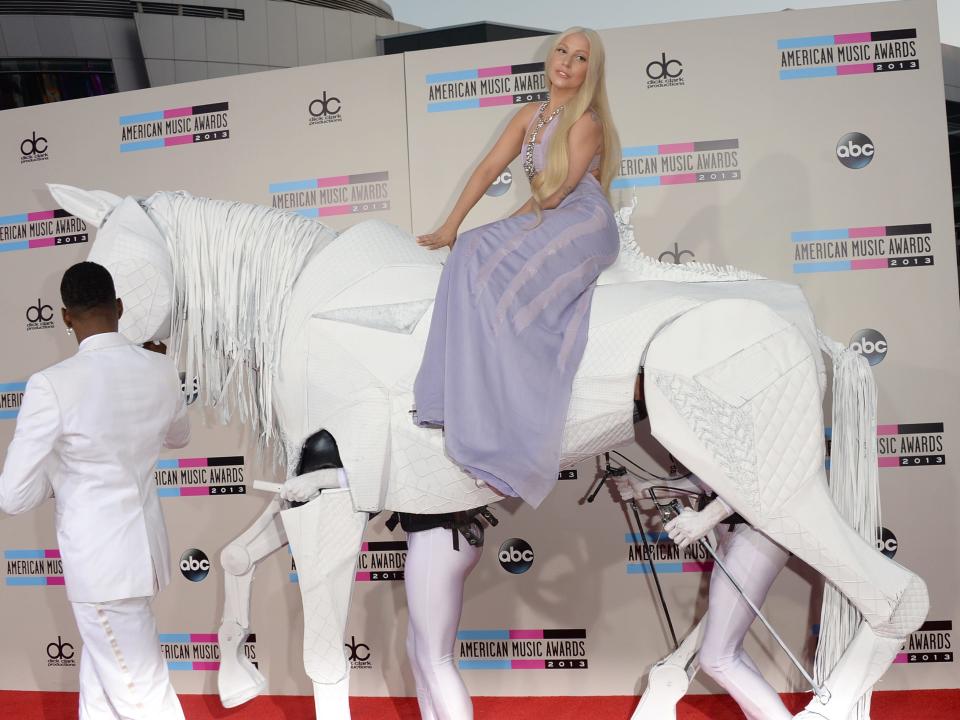 lady gaga 2013 american music awards