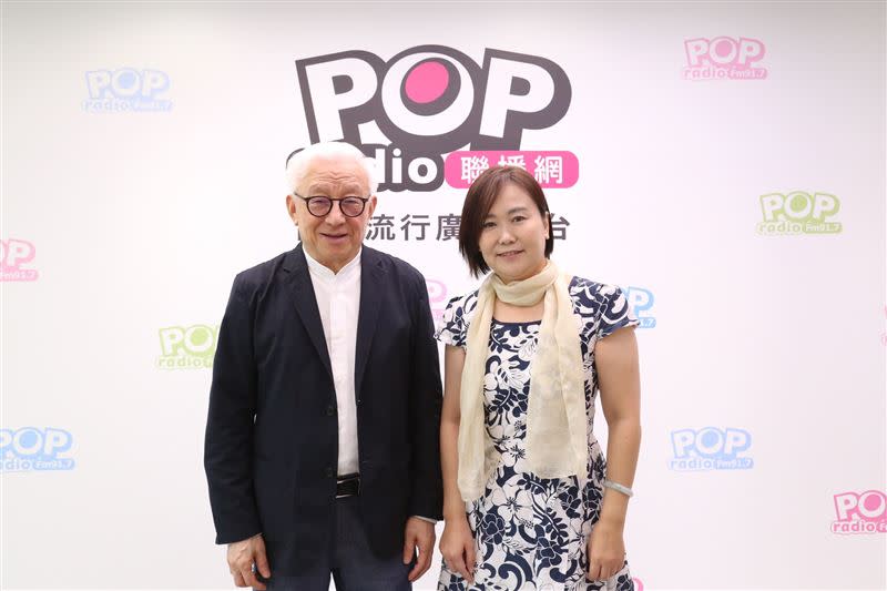 曹興誠接受《POP撞新聞》主持人平秀琳專訪。（圖／POP撞新聞提供）