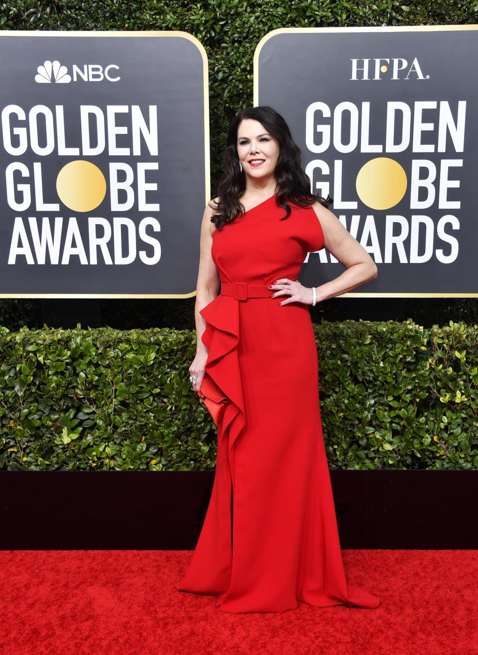 <h1 class="title">Lauren Graham in Azzi & Osta and Mémoire jewelry</h1><cite class="credit">Photo: Getty Images</cite>