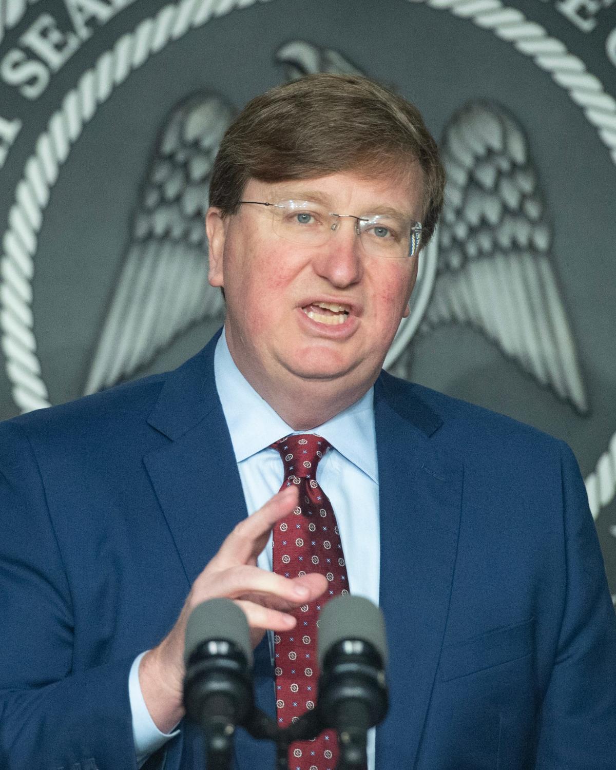 Gov. Tate Reeves signs bill restricting electric car stores in Mississippi