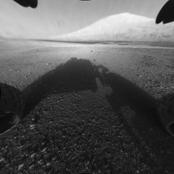 Mars Rover Curiosity to Snap Color Panoramic Photos Soon