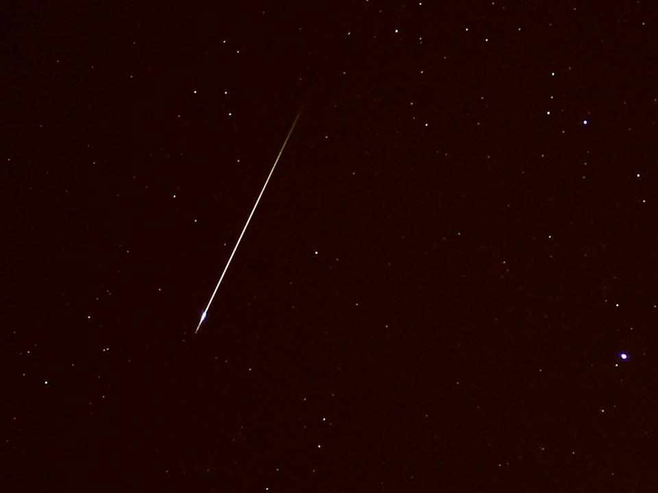 orionids meteor shower shooting star