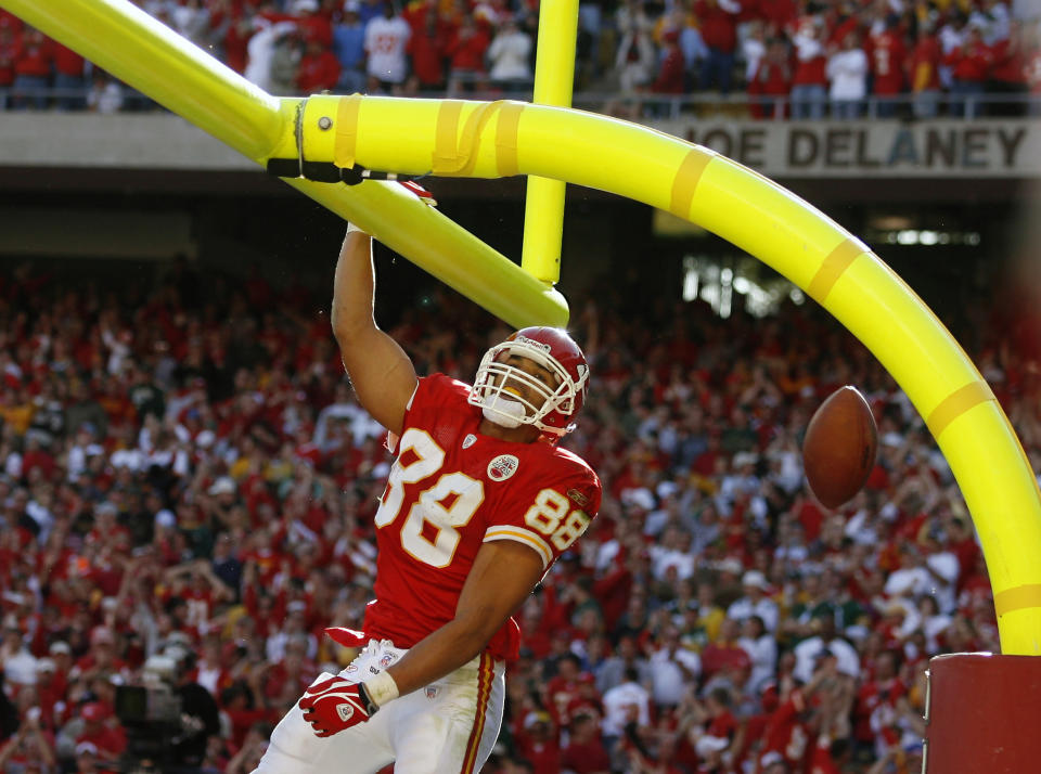 Tony Gonzalez dunking the football over the goal post was a sight many opponents saw over his 17-year career. (AP)