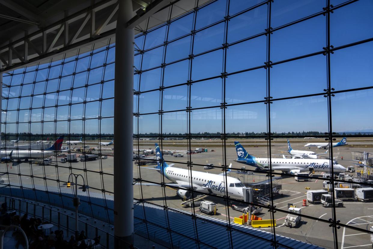 Alaska Airlines plane on SeaTac tarmac