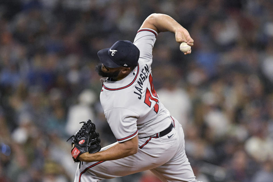 Atlanta Braves closing pitcher Kenley Jansen throws to a Seattle Mariners batter during the ninth inning of a baseball game Friday, Sept. 9, 2022, in Seattle. (AP Photo/Caean Couto)