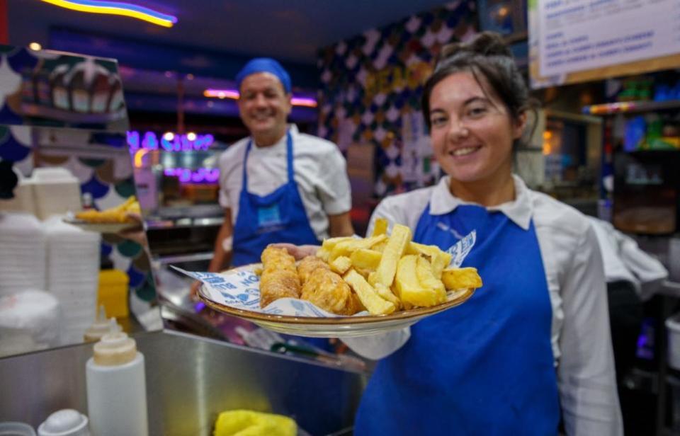 Glasgow Times: Personal del Blue Lagoon en Gordon Street de Glasgow.