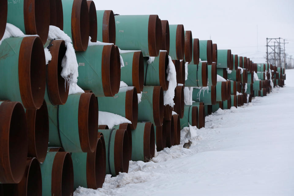 A depot in North Dakota used to store pipes for an unbuilt segment of the Keystone XL pipeline in 2017. (Photo: Terray Sylvester / Reuters)