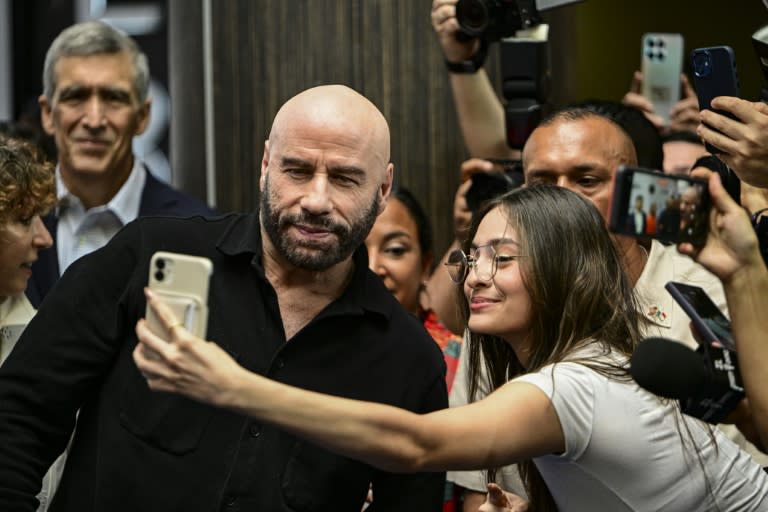 El actor estadounidense John Travolta asiste a la duodécima edición del Festival Internacional de Cine de Panamá (IFF Panamá) en la Ciudad de Panamá, el 7 de abril de 2024 (MARTIN BERNETTI)