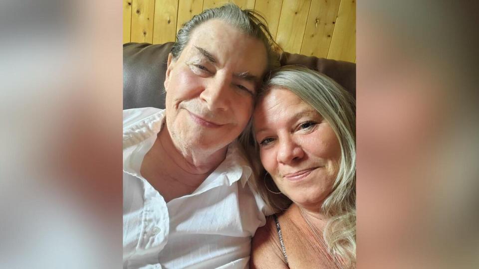 Brigitte Gagné, pictured with her father Denis, says the move to a new seniors' residence was mentally and physically straining for him.  (Submitted by Brigitte Gagné - image credit)