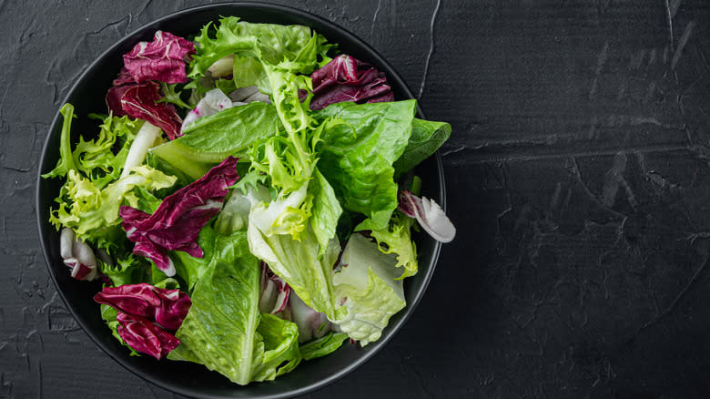 bowl of lettuce