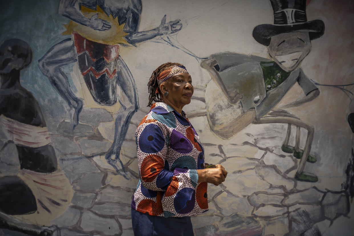 Amina Blackwood Meeks, una destacada cuentista y conferencista en la Escuela de Artes Visuales y Escénicas Edna Manley, en Kingston Jamaica, el 18 de septiembre de 2023. (Alejandro Cegarra/The New York Times)

