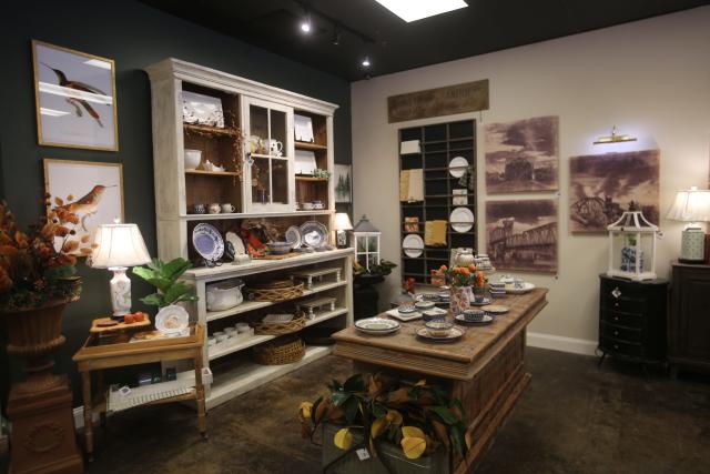 House 2 Home Design and Decor keeps spirit of Red Door Home Store. Here's  what changed.